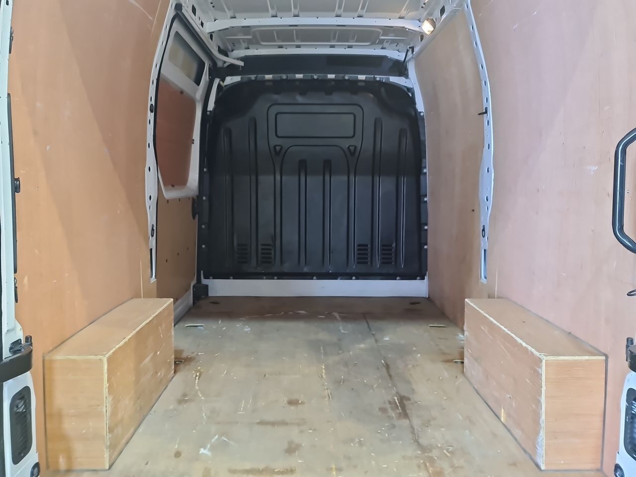 Used Nissan Interstar 2023 for sale - 77952111: Photo 12