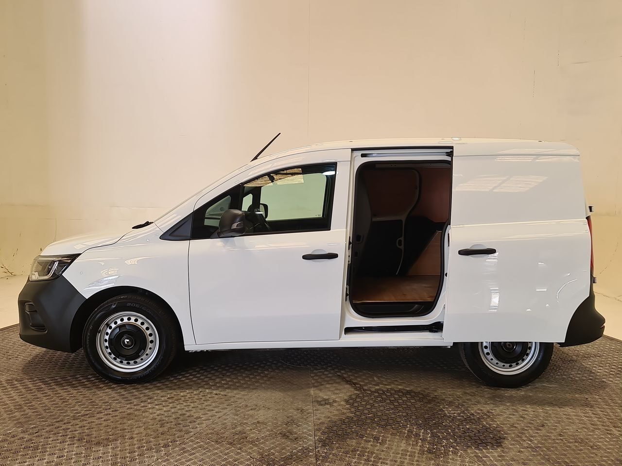 Used Renault Kangoo 2023 for sale - 77223176: Photo 9