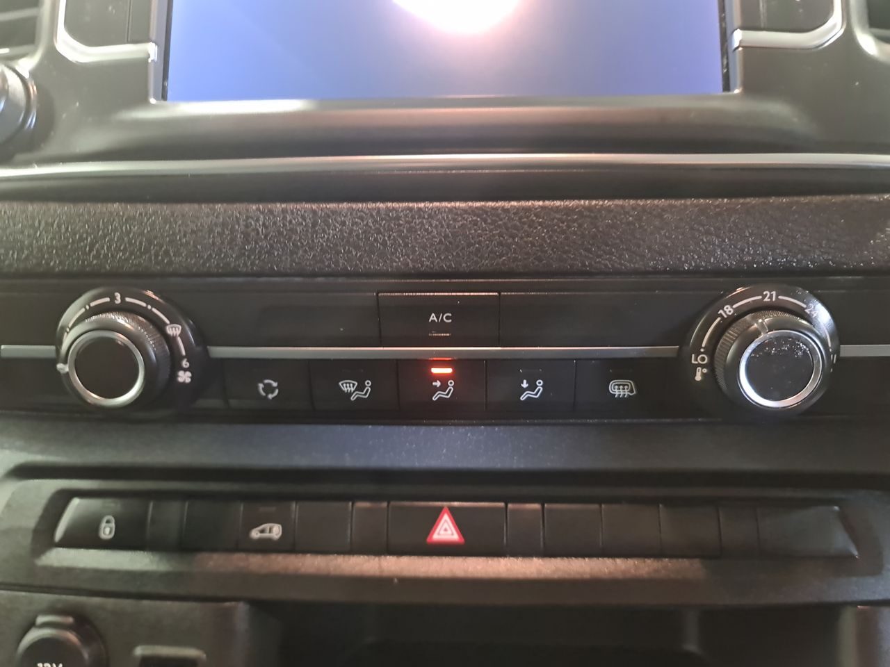 Used Vauxhall Vivaro 2020 for sale - 76544740: Photo 24