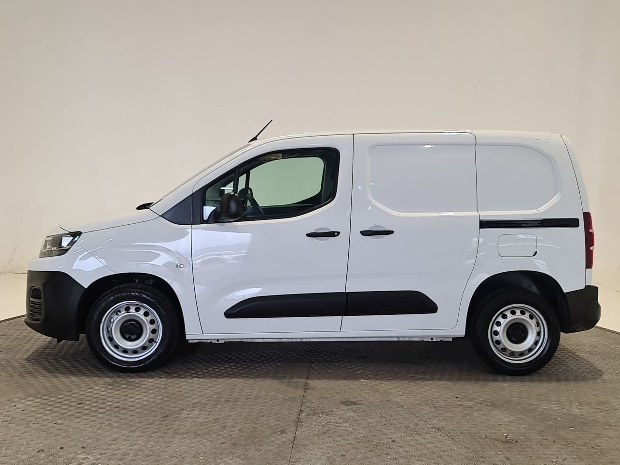Used Citroen Berlingo 2023 for sale - 77687432: Photo 5