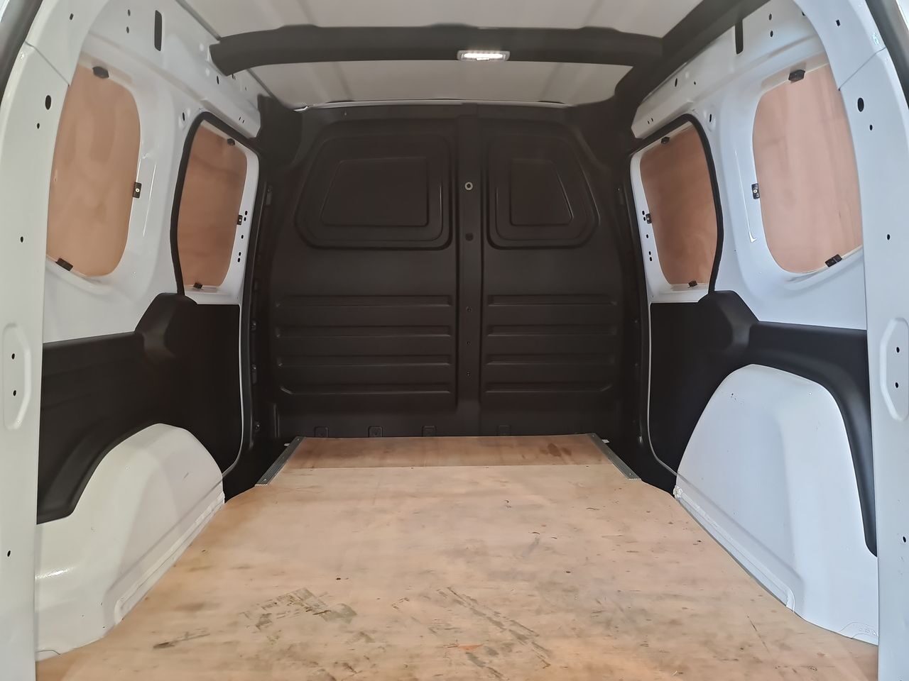 Used Renault Kangoo 2023 for sale - 76577140: Photo 12