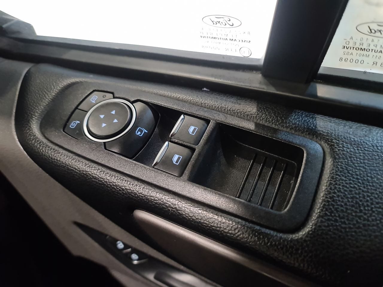 Used Ford Tourneo Custom 2018 for sale - 77477129: Photo 28