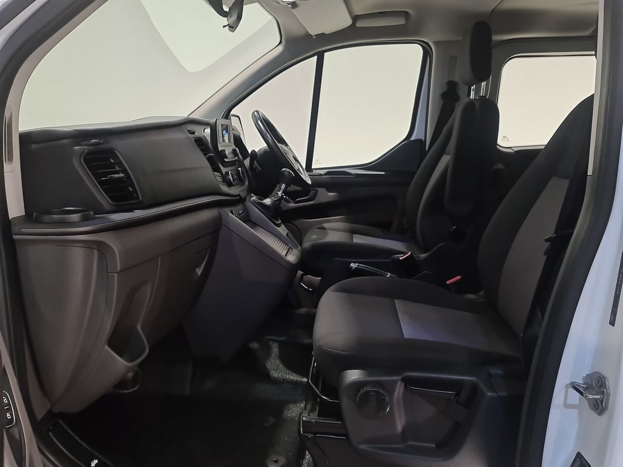 Used Ford Tourneo Custom 2018 for sale - 77477129: Photo 8