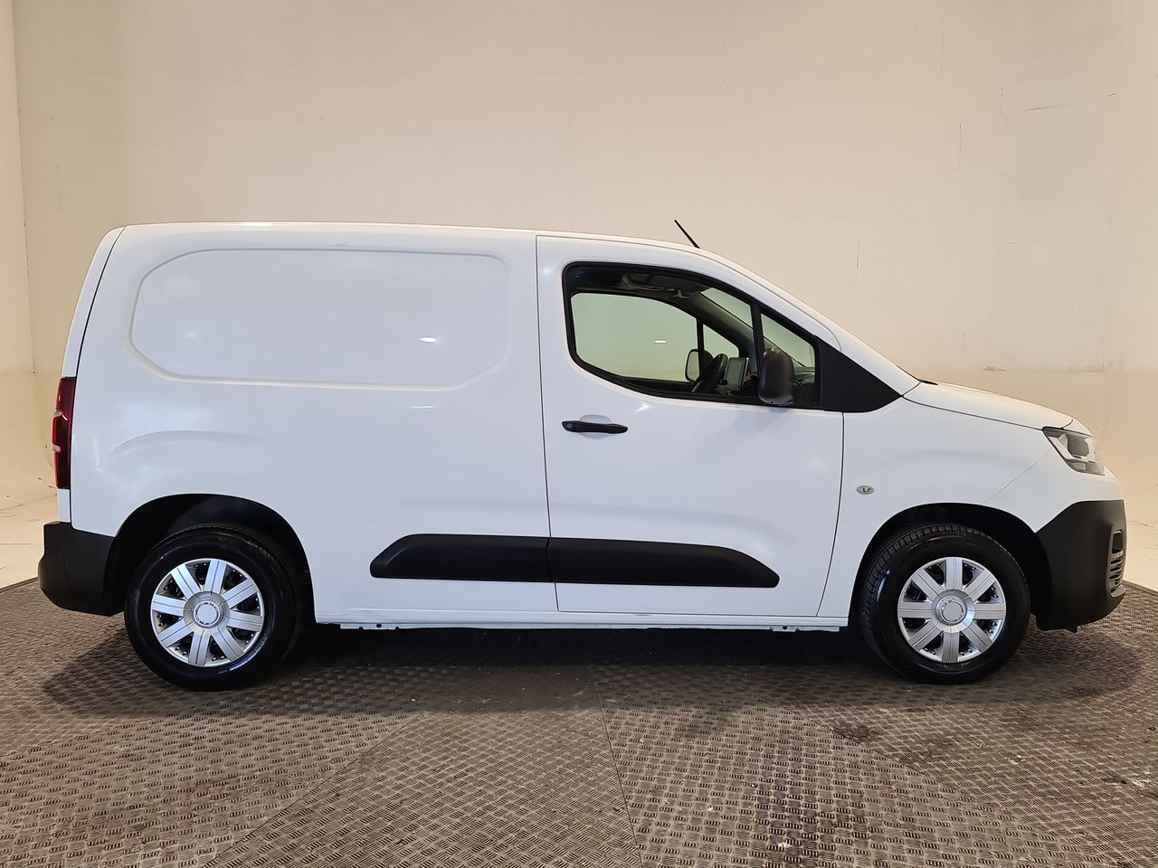 Used Citroen Berlingo 2020 for sale - 76544733: Photo 16