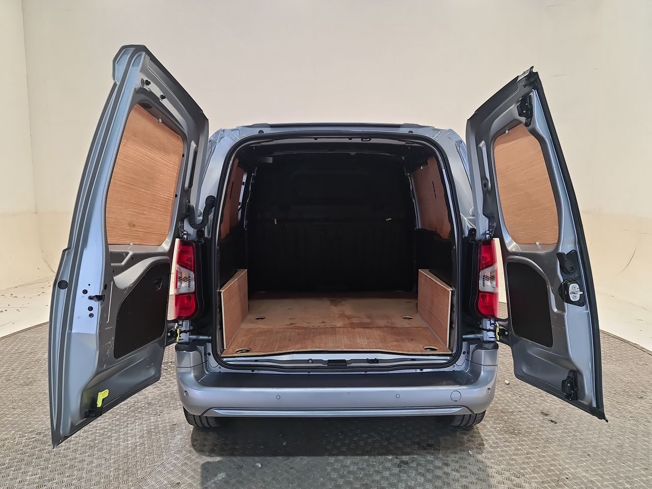 Used Vauxhall Combo 2023 for sale - 76544734: Photo 13