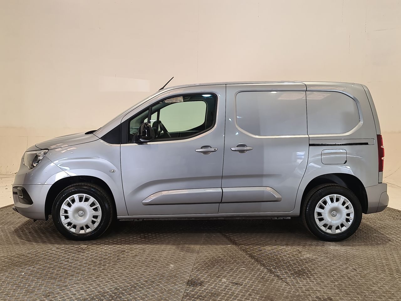 Used Vauxhall Combo 2023 for sale - 76544734: Photo 5