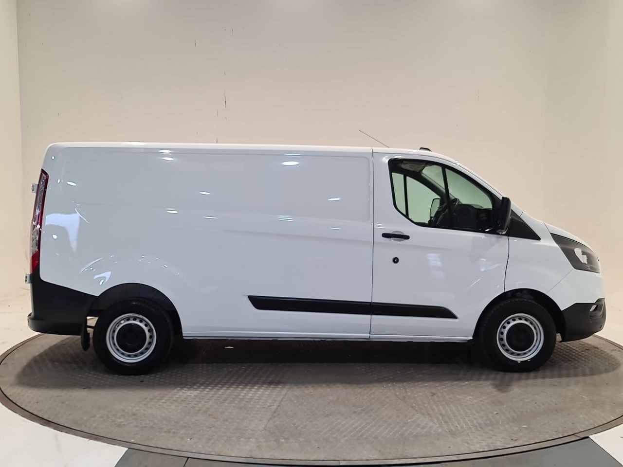 Used Ford Transit Custom 2023 for sale - 78190773: Photo 17