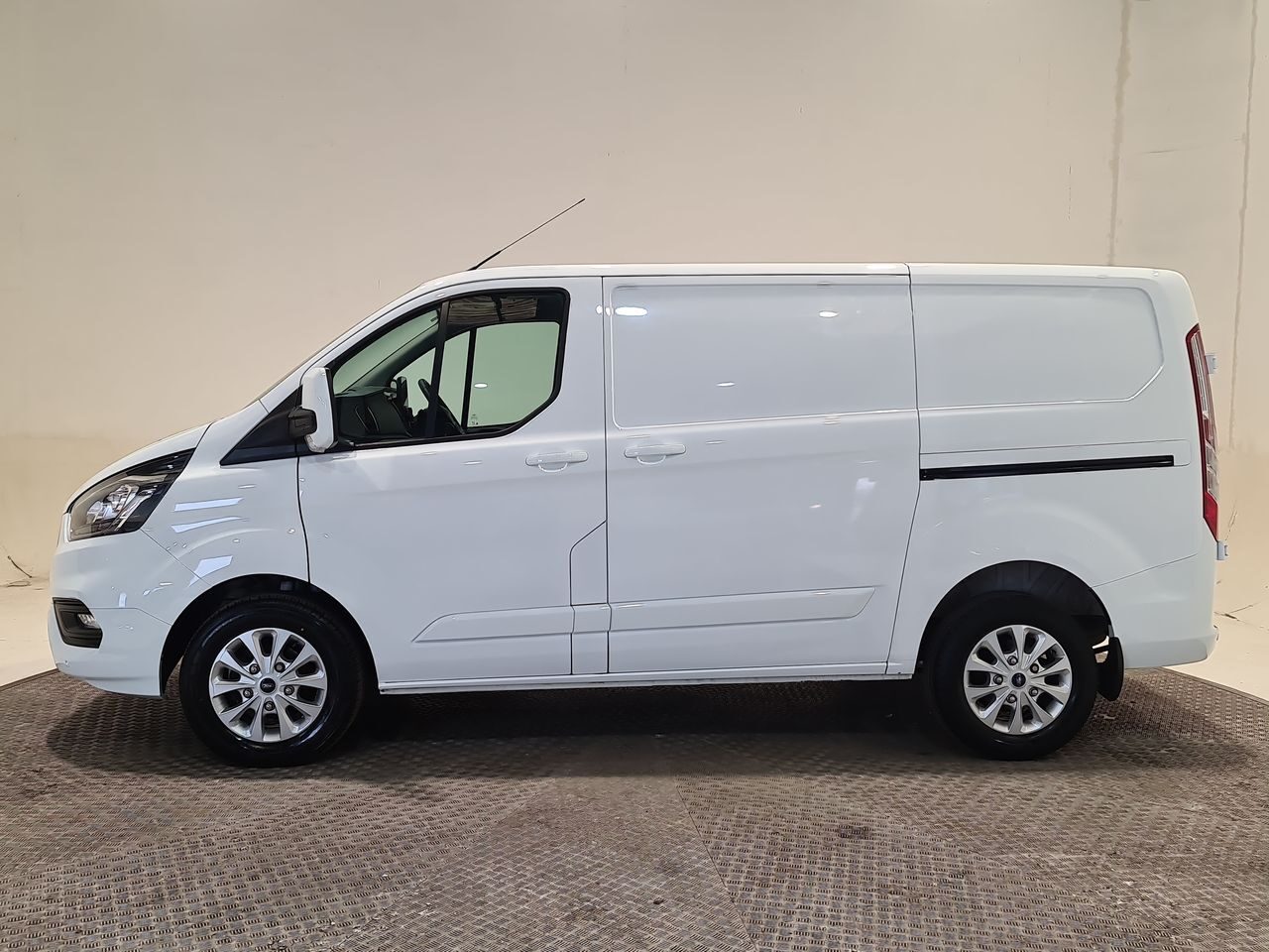 Used Ford Transit Custom 2021 for sale - 76544836: Photo 6