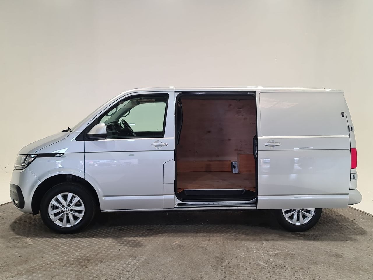 Used Volkswagen Transporter 2021 for sale - 76919850: Photo 10