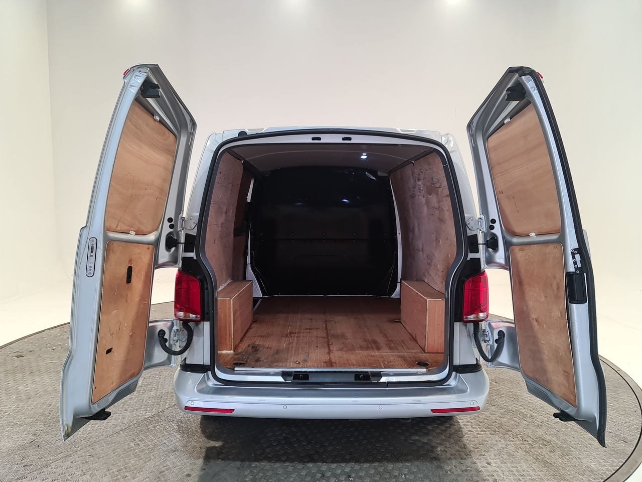 Used Volkswagen Transporter 2021 for sale - 76919850: Photo 14