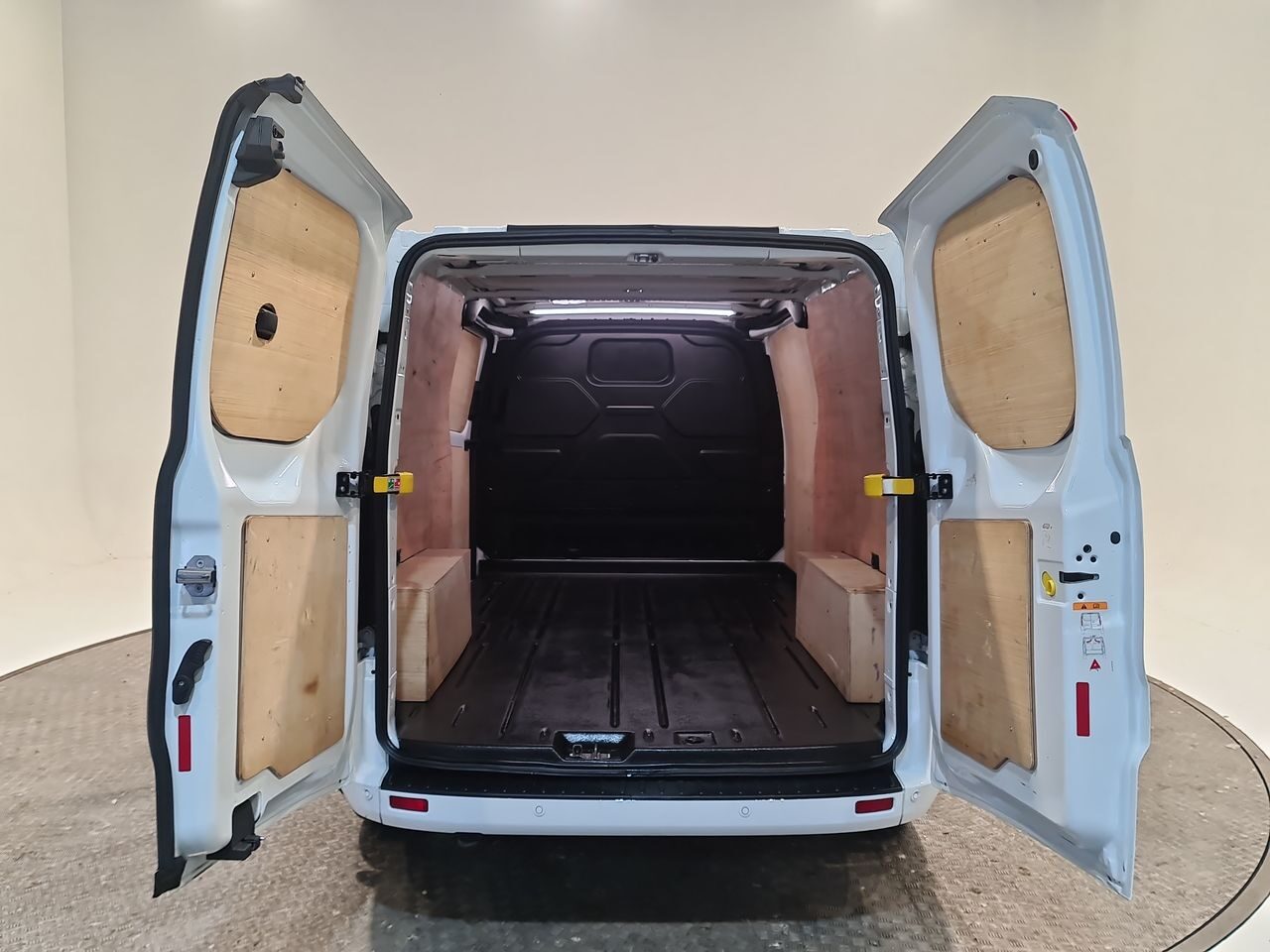 Used Ford Transit Custom 2023 for sale - 77952089: Photo 14