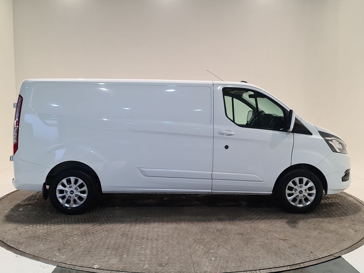 Used Ford Transit Custom 2023 for sale - 77952089: Photo 18