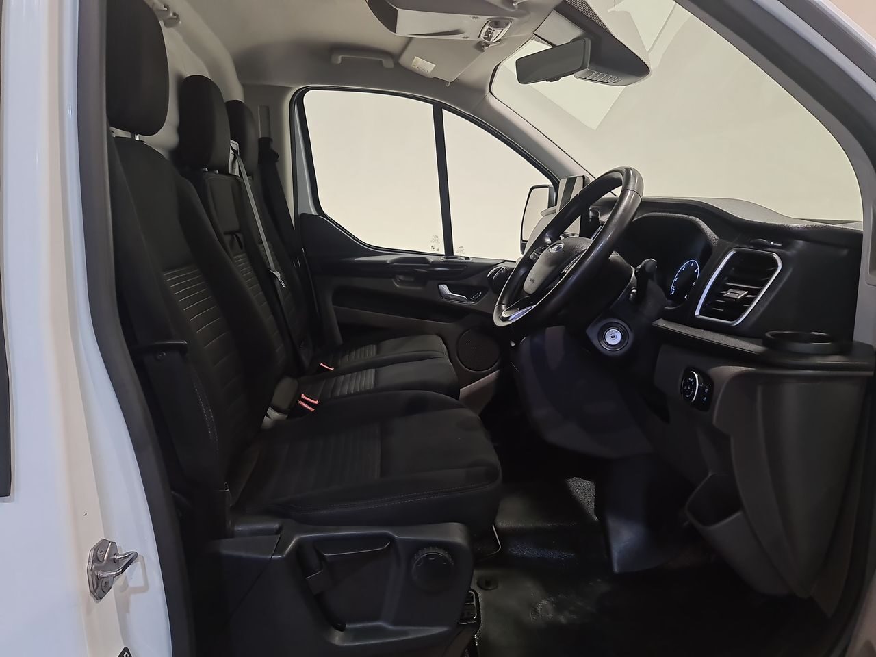 Used Ford Transit Custom 2023 for sale - 77952089: Photo 19