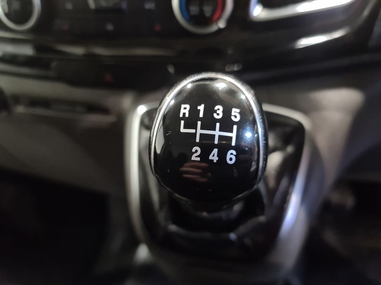 Used Ford Transit Custom 2023 for sale - 77952089: Photo 23