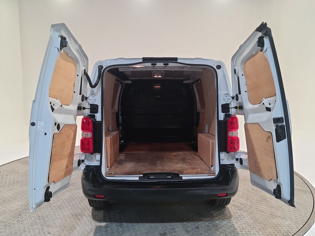 Used Peugeot Expert 2023 for sale - 76544844: Photo 13