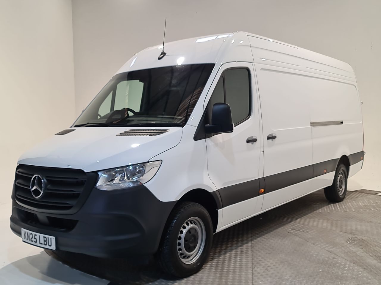 Used Mercedes-Benz Sprinter 2025 for sale - 77506798: Photo 4