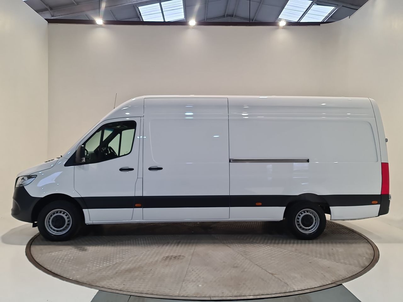 Used Mercedes-Benz Sprinter 2025 for sale - 77506798: Photo 5