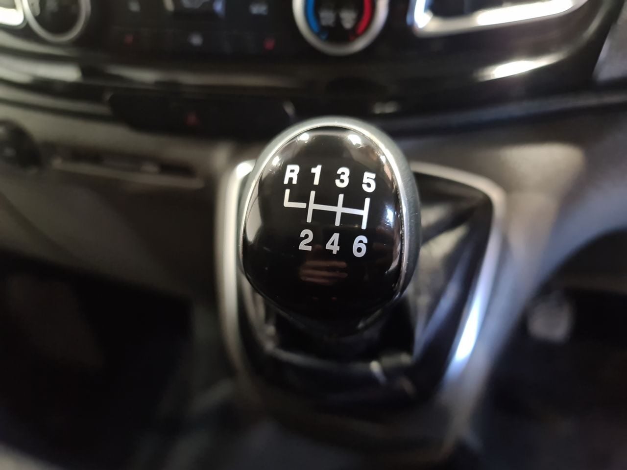 Used Ford Transit Custom 2022 for sale - 76819818: Photo 24