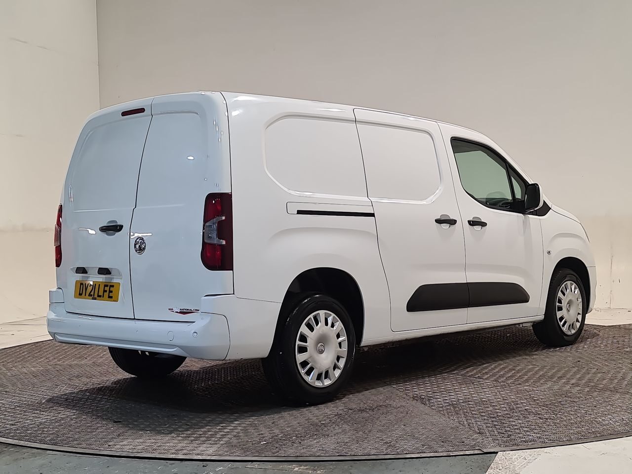 Used Vauxhall Combo 2021 for sale - 76544749: Photo 11