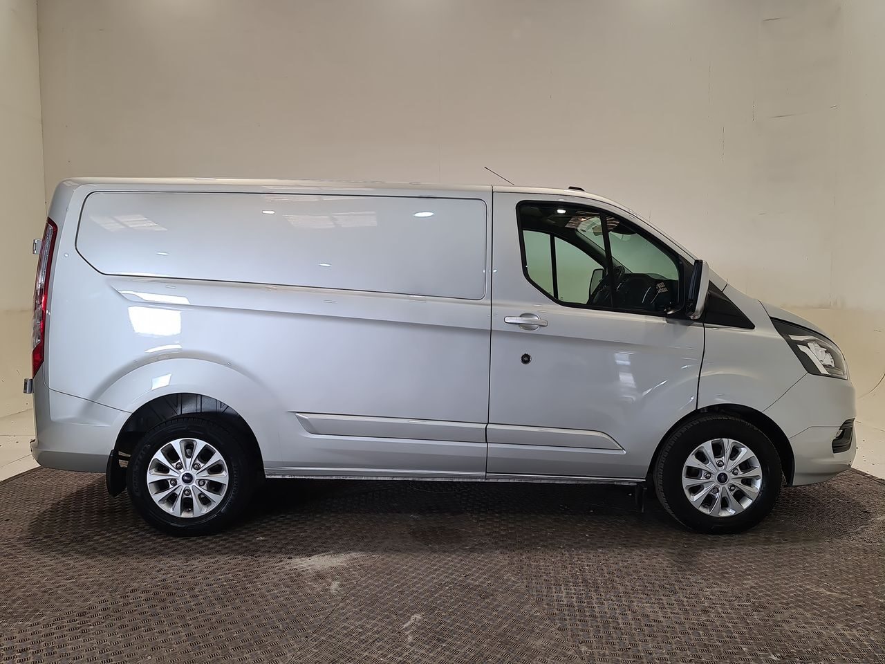 Used Ford Transit Custom 2023 for sale - 76544843: Photo 18
