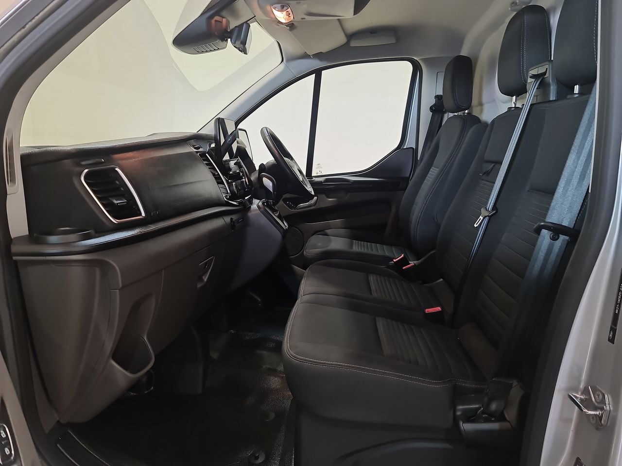 Used Ford Transit Custom 2023 for sale - 76544843: Photo 8