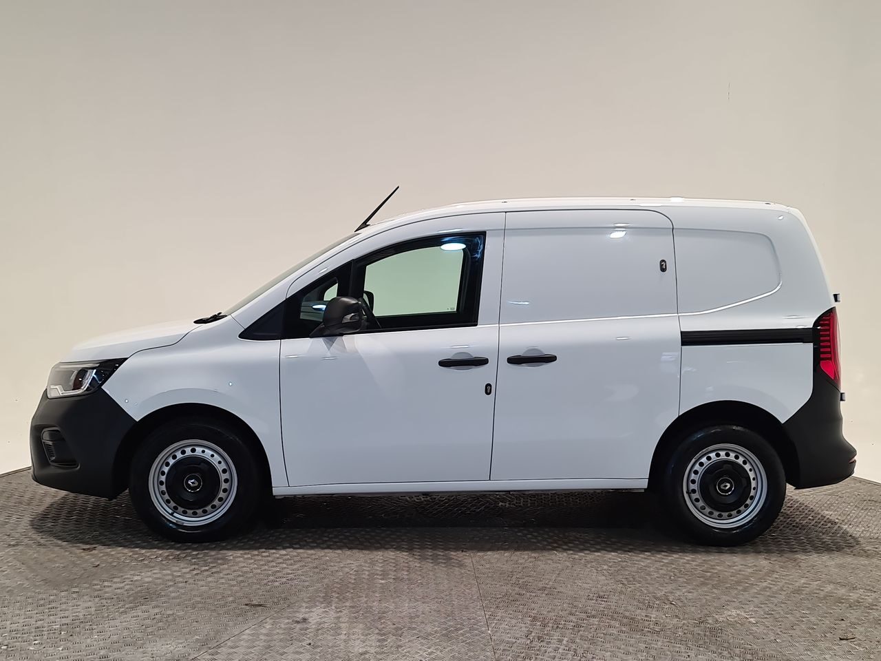 Used Renault Kangoo 2023 for sale - 76778173: Photo 5