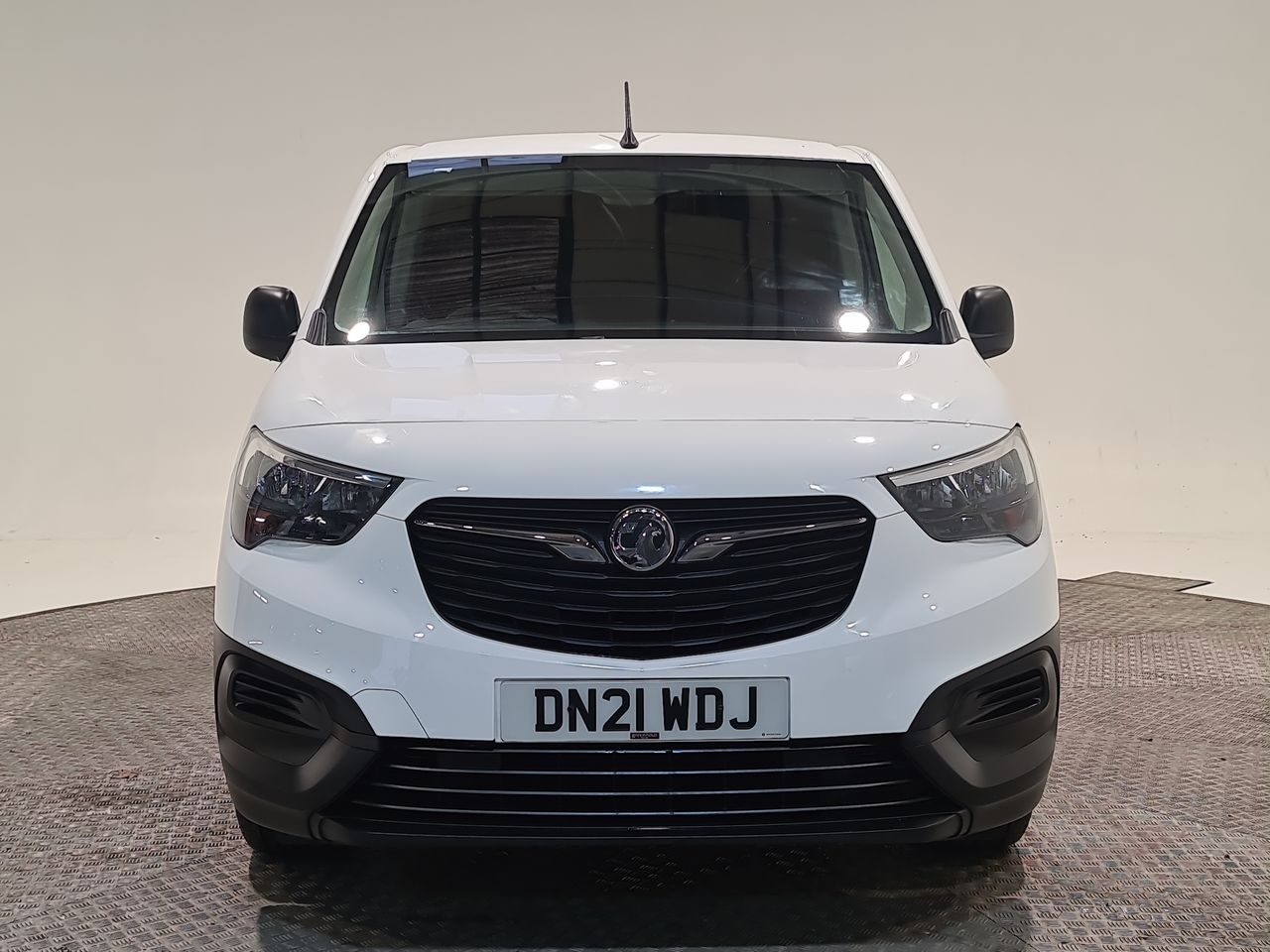 Used Vauxhall Combo 2021 for sale - 76544754: Photo 3