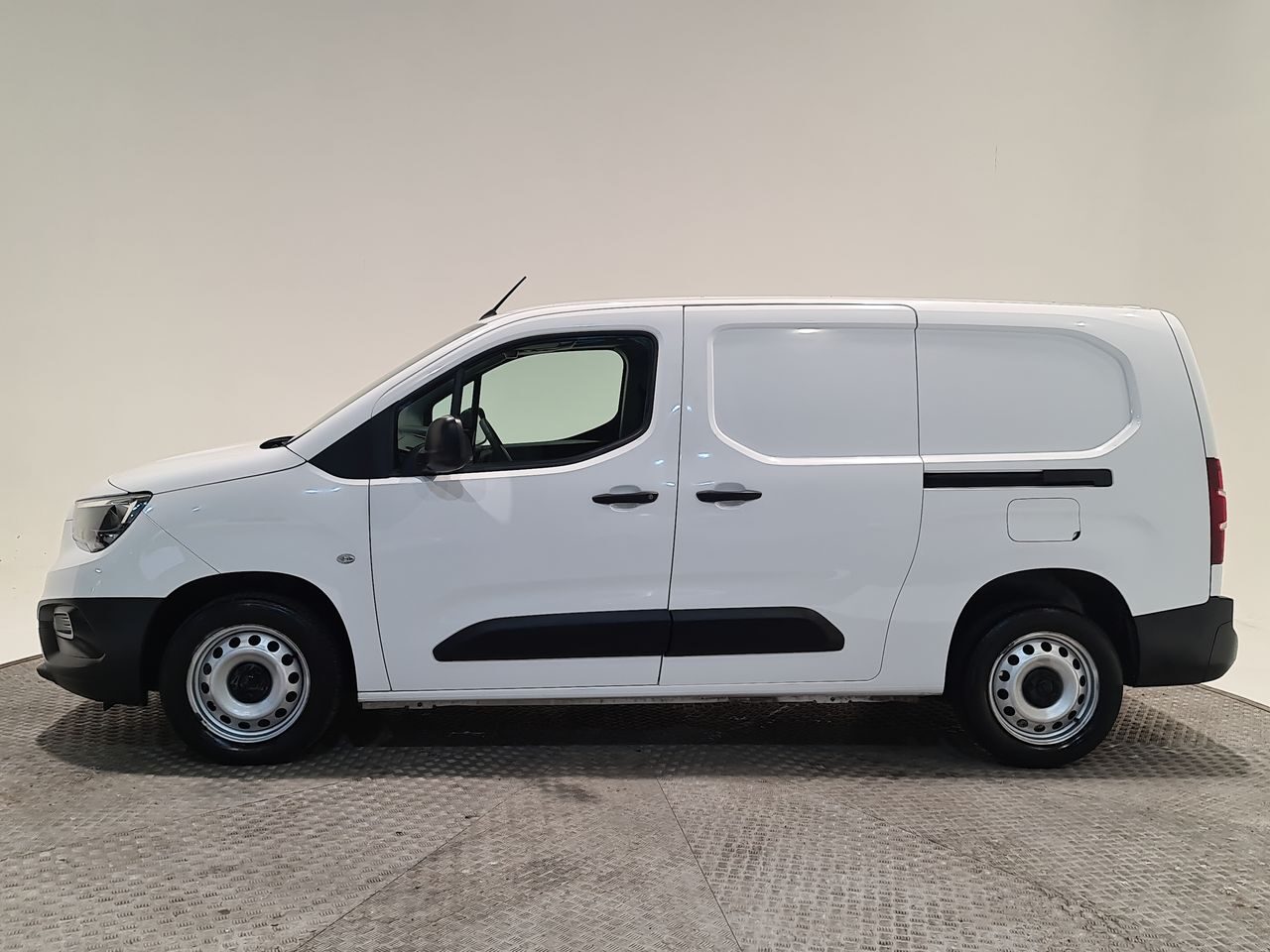 Used Vauxhall Combo 2021 for sale - 76544754: Photo 5