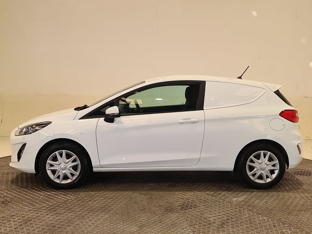 Used Ford Fiesta 2019 for sale - 77196560: Photo 5