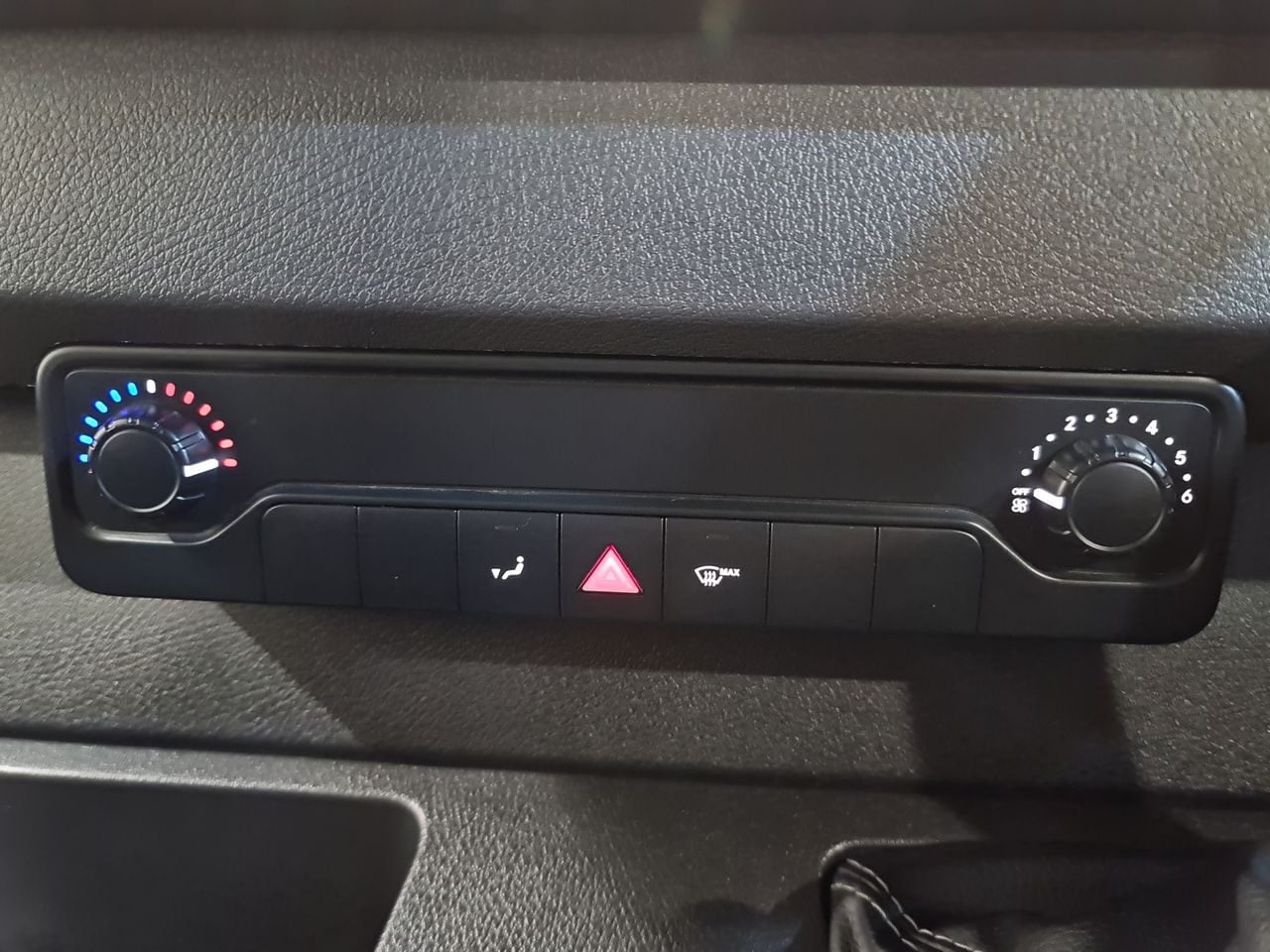 Used Mercedes-Benz Sprinter 2023 for sale - 77506774: Photo 23