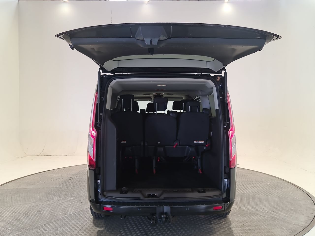 Used Ford Tourneo Custom 2018 for sale - 77952088: Photo 14