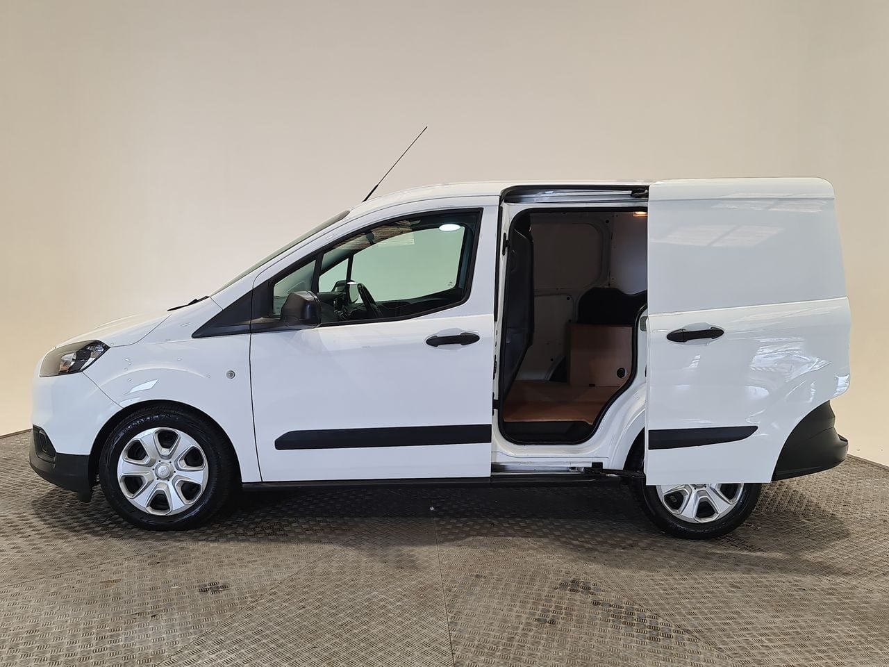 Used Ford Transit Courier 2021 for sale - 77196562: Photo 9