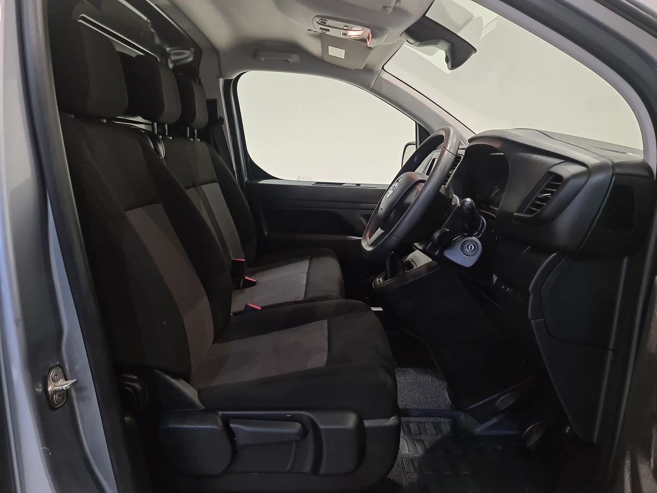 Used Vauxhall Vivaro 2023 for sale - 76577137: Photo 19