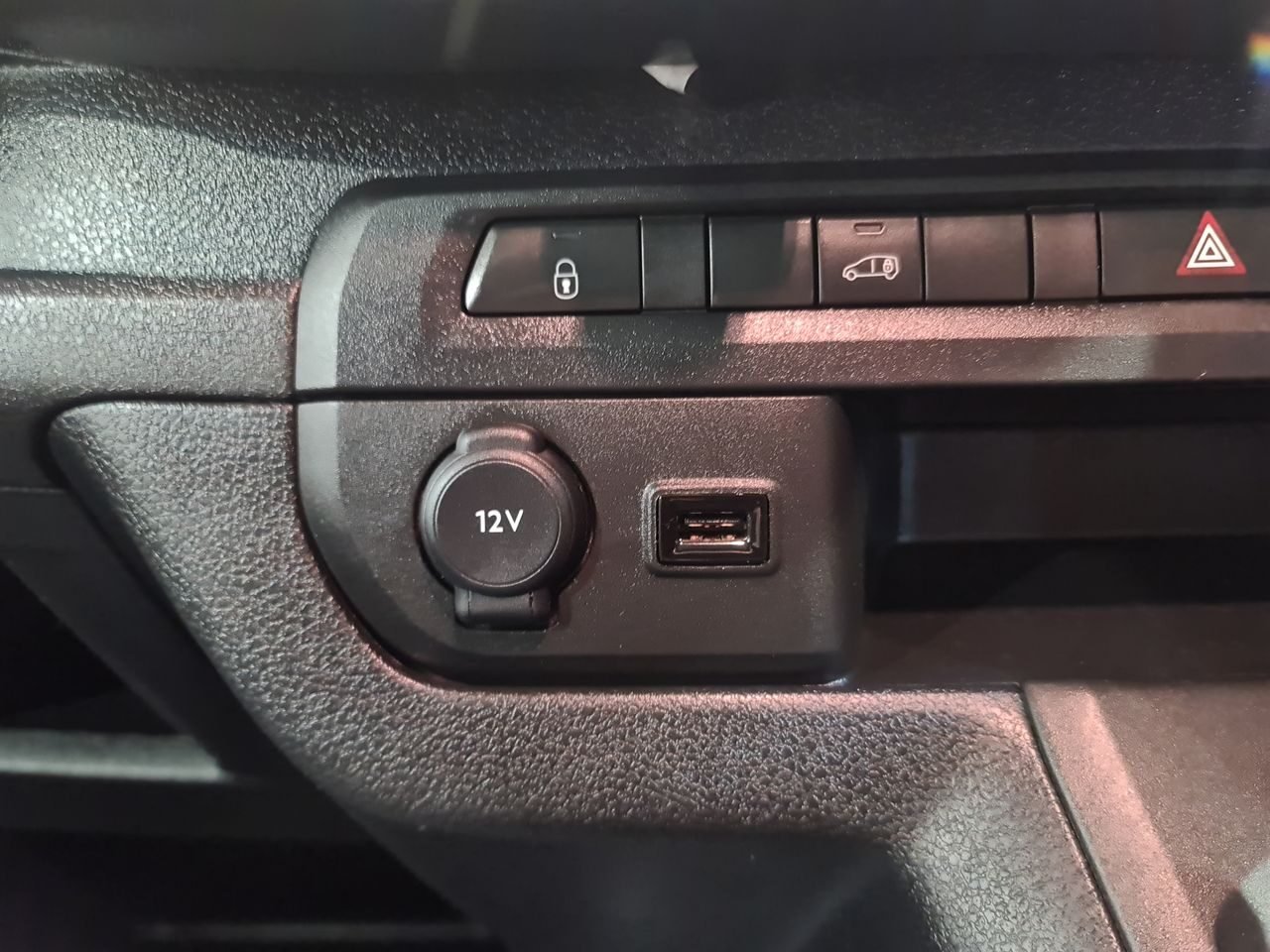 Used Vauxhall Vivaro 2023 for sale - 76577137: Photo 32