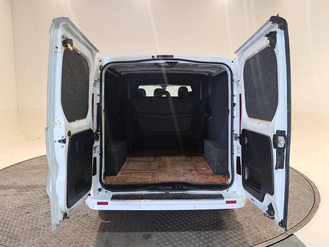 Used Vauxhall Vivaro 2018 for sale - 76544810: Photo 13