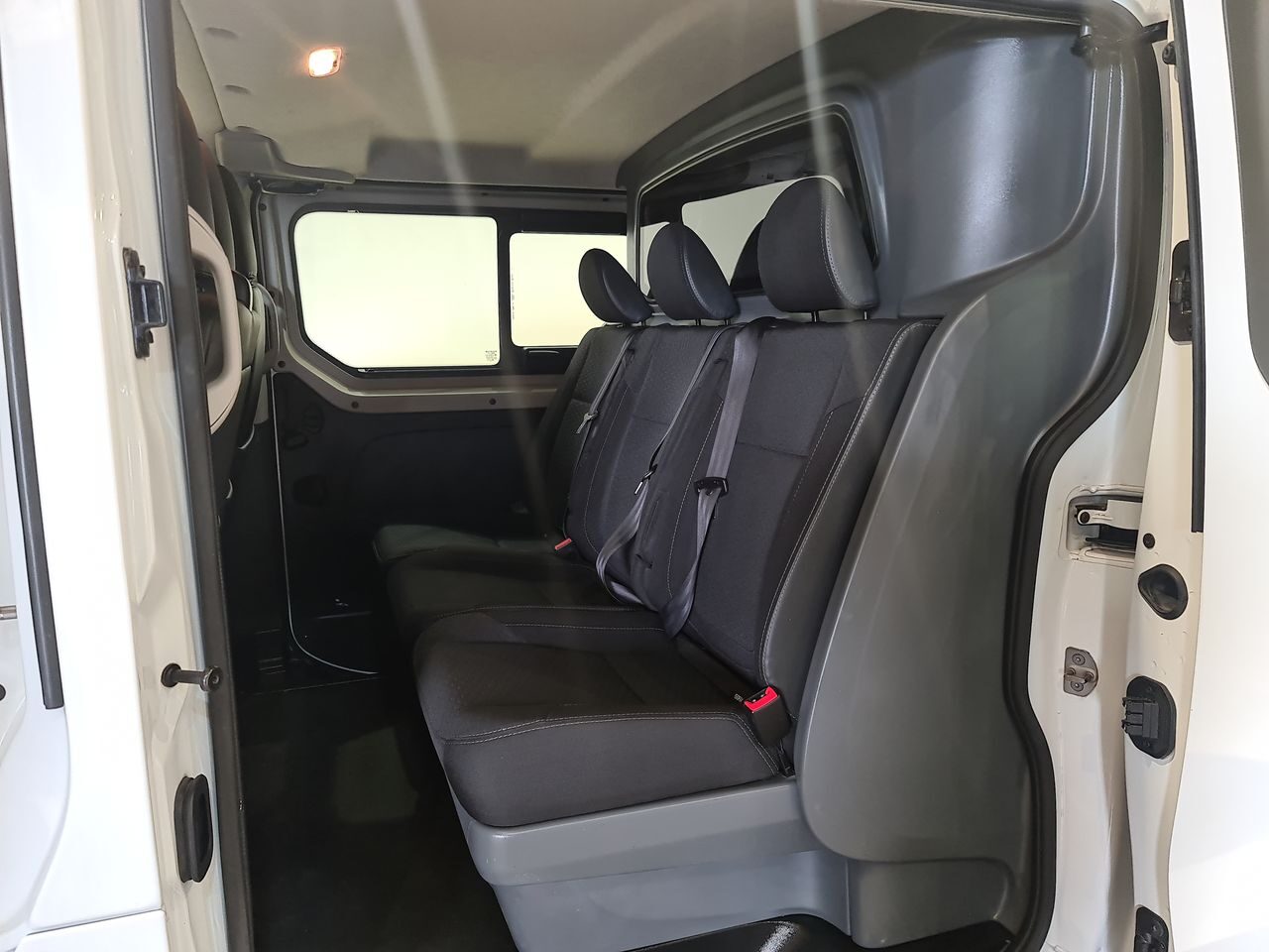 Used Vauxhall Vivaro 2018 for sale - 76544810: Photo 8