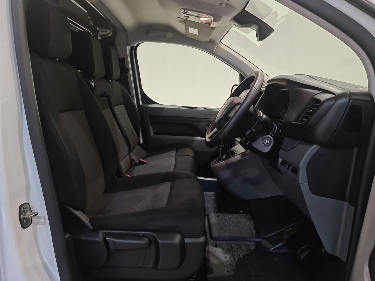 Used Peugeot Expert 2022 for sale - 76895896: Photo 18