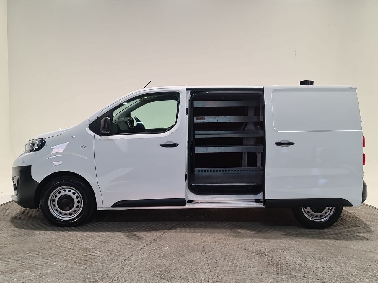 Used Peugeot Expert 2022 for sale - 76895896: Photo 9