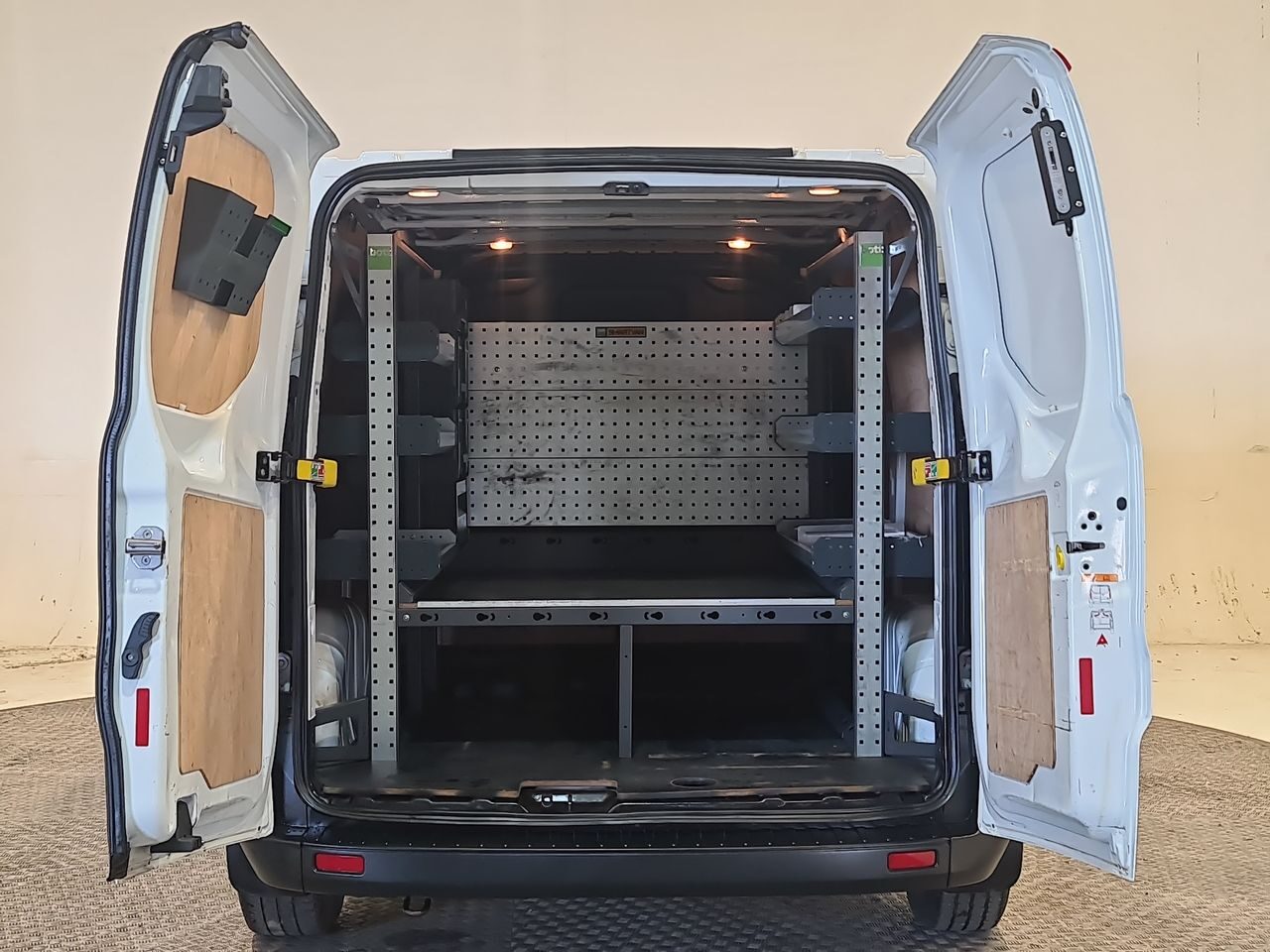 Used Ford Transit Custom 2023 for sale - 76544760: Photo 13