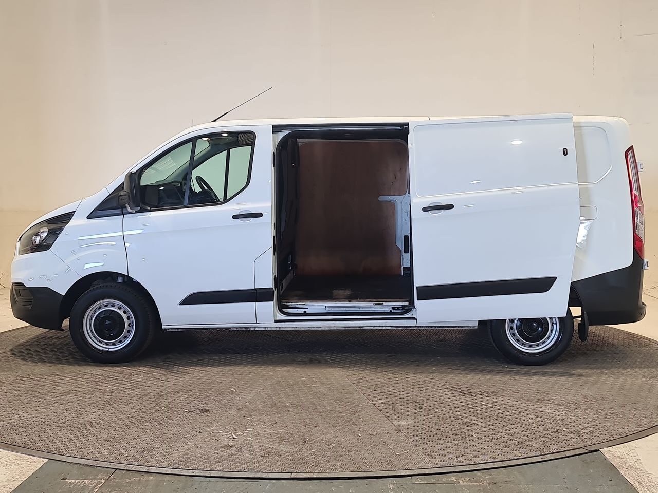Used Ford Transit Custom 2023 for sale - 76544760: Photo 9