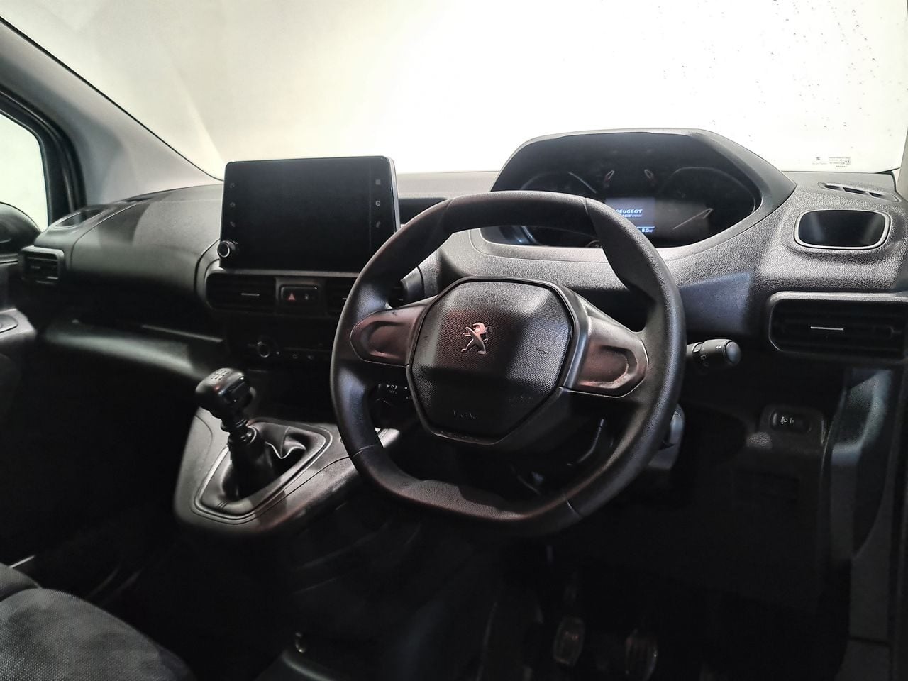 Used Peugeot Partner 2023 for sale - 77501311: Photo 18