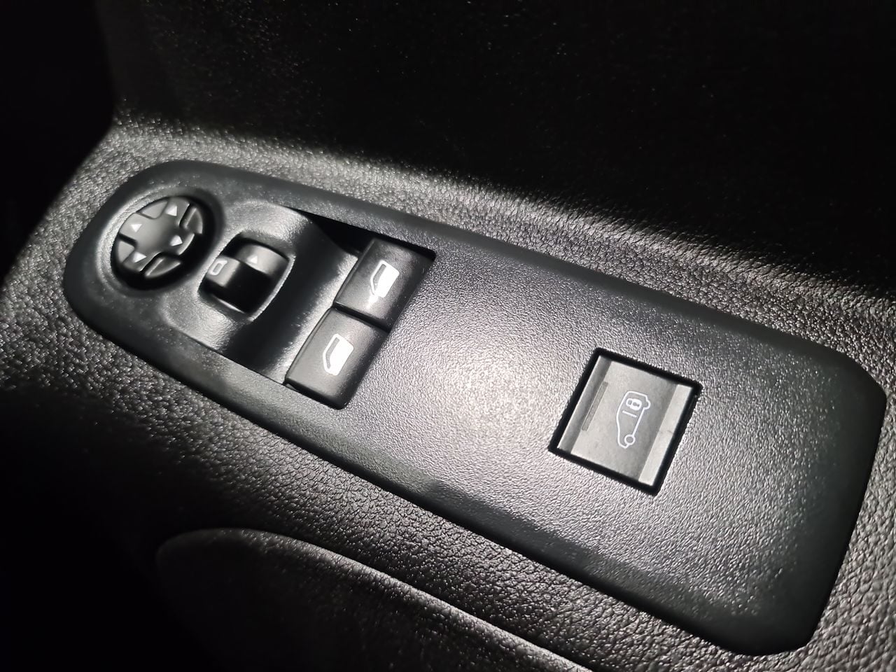 Used Peugeot Partner 2023 for sale - 77501311: Photo 25