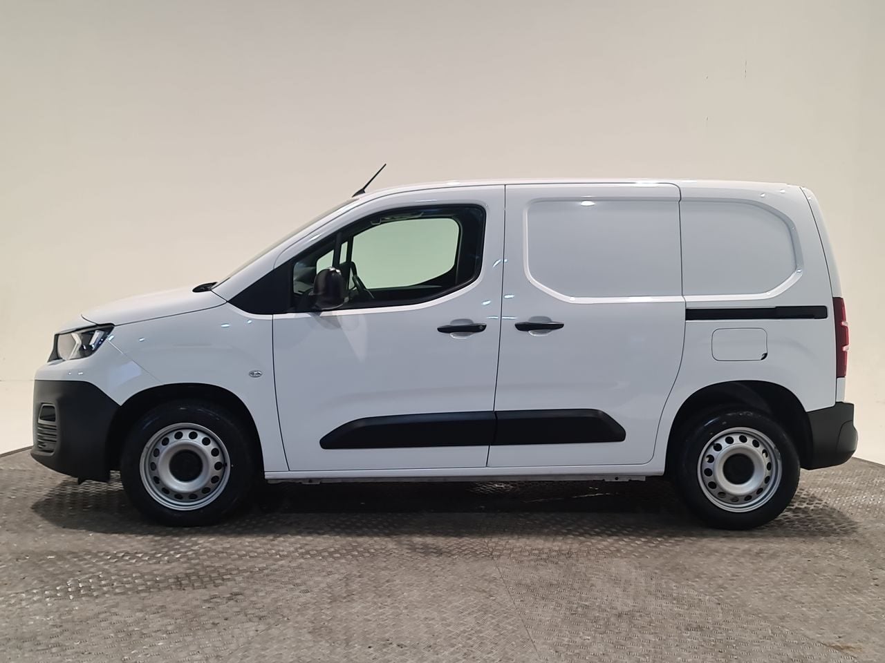 Used Peugeot Partner 2023 for sale - 77501311: Photo 5