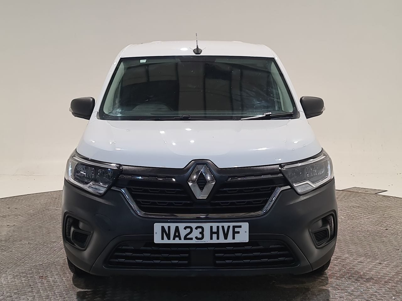 Used Renault Kangoo 2023 for sale - 76895879: Photo 3