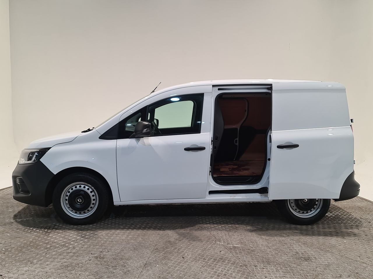 Used Renault Kangoo 2023 for sale - 76895879: Photo 9