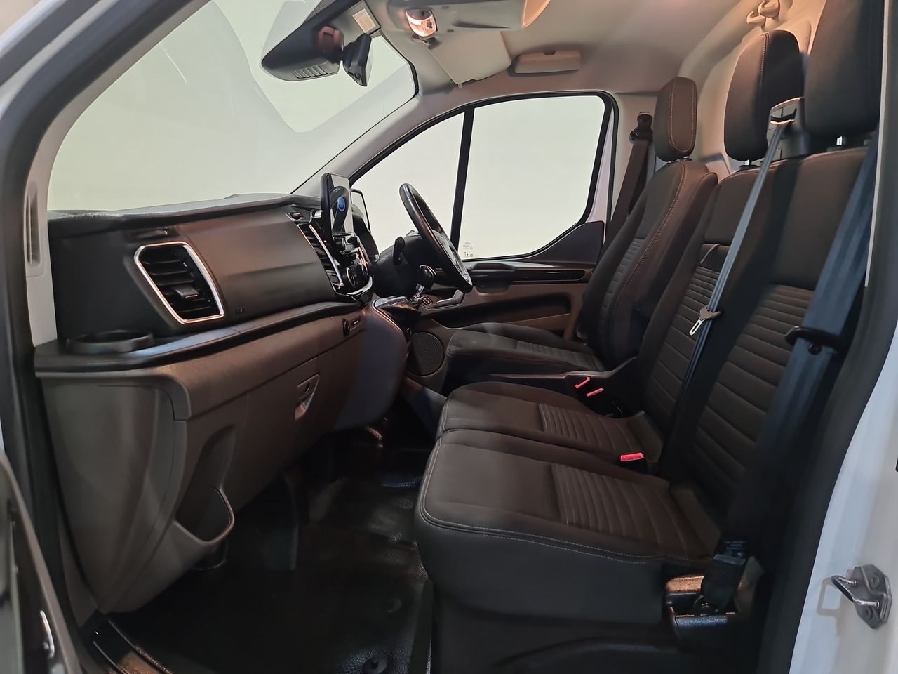 Used Ford Transit Custom 2022 for sale - 76544790: Photo 8