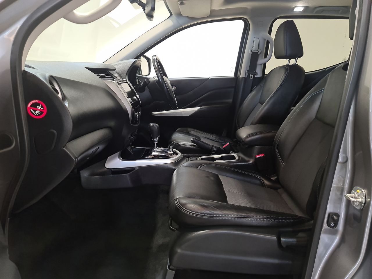 Used Nissan Navara 2021 for sale - 76544788: Photo 7