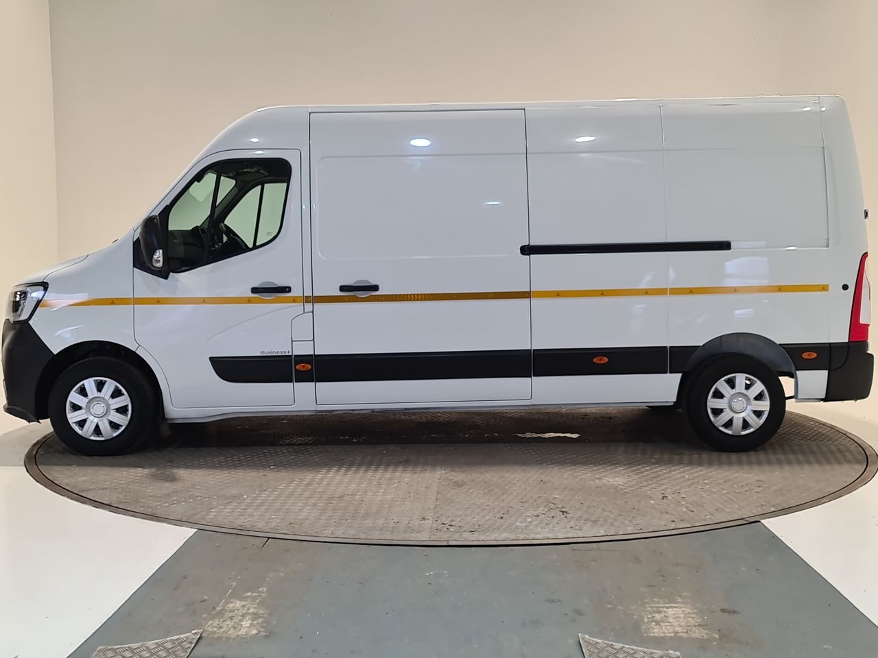 Used Renault Master 2023 for sale - 77905706: Photo 5