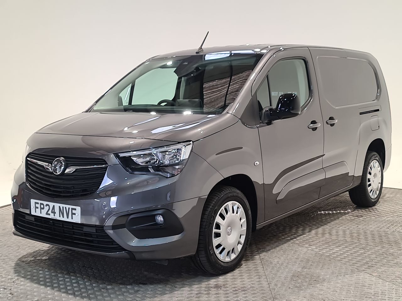 Used Vauxhall Combo 2024 for sale - 76544789: Photo 4
