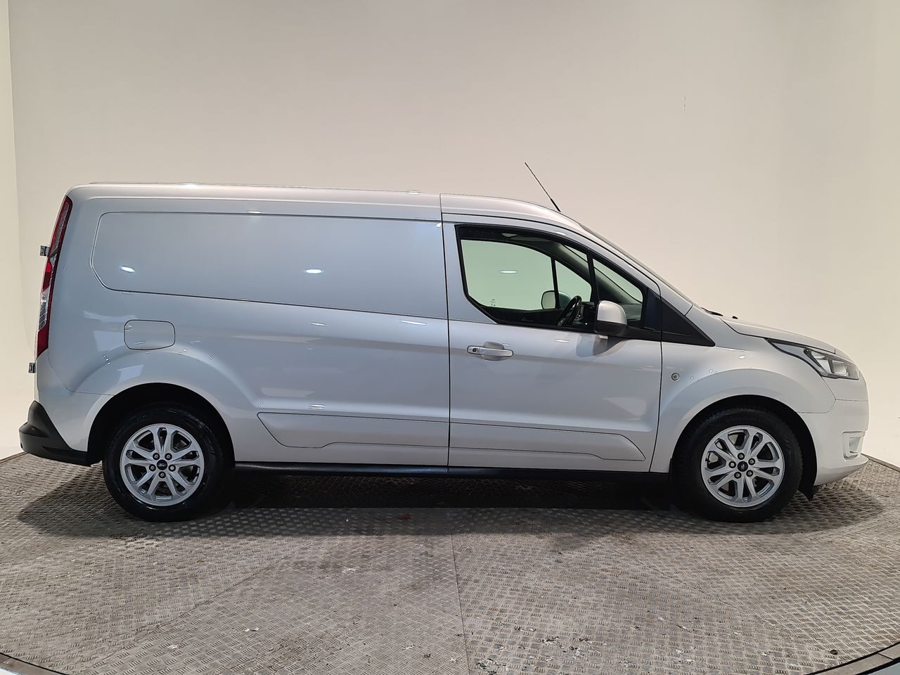 Used Ford Transit Connect 2022 for sale - 76577128: Photo 16